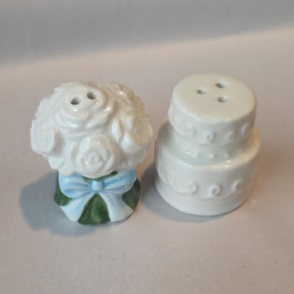 Wedding Themed Mini Salt & Pepper Set  NWOT